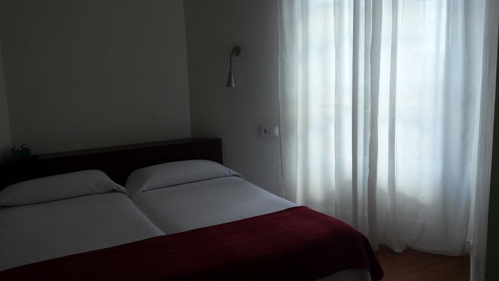 Hostal Santa Isabel Μαδρίτη Εξωτερικό φωτογραφία