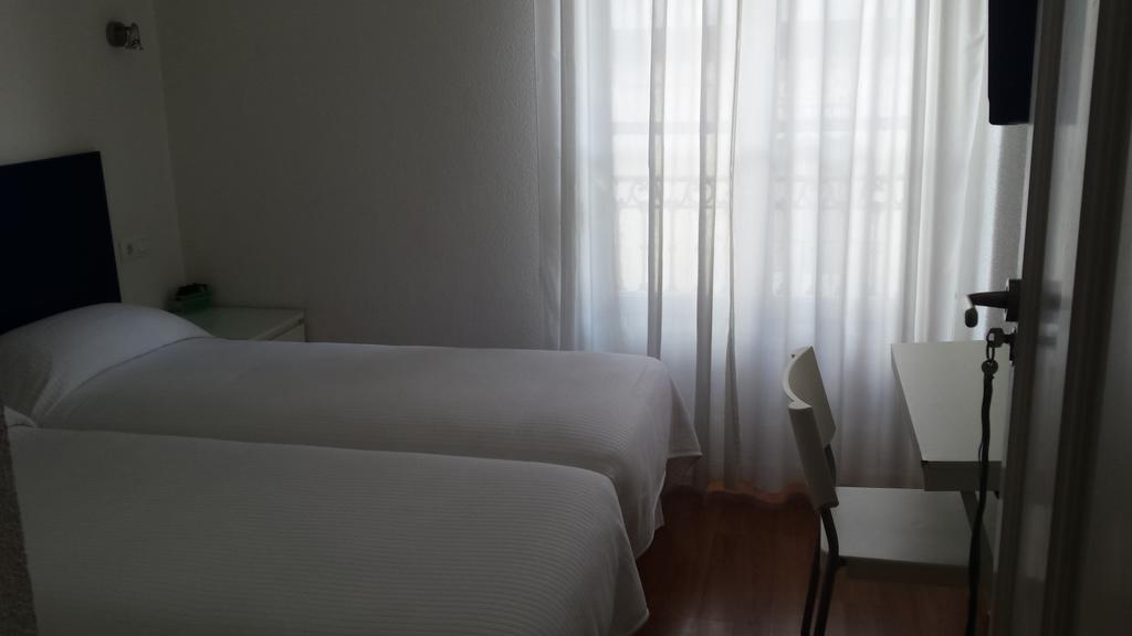 Hostal Santa Isabel Μαδρίτη Εξωτερικό φωτογραφία
